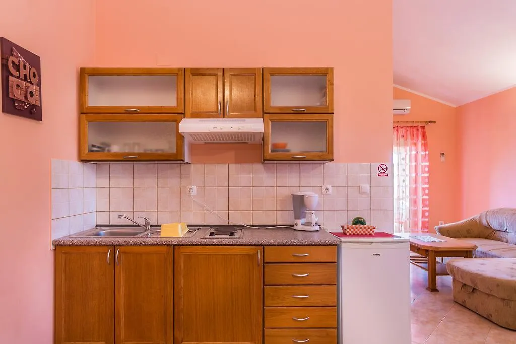 Apartments Villa Orange Medolino 0*,  Croazia